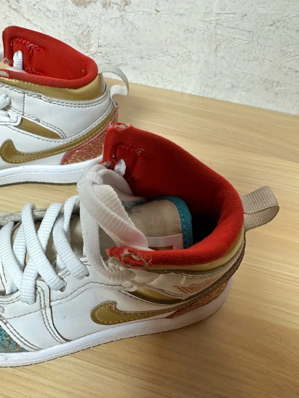 Nike Kids Air Jordan 1988 tribute sneakers “School Addition “ 11C - Picture 6 of 9